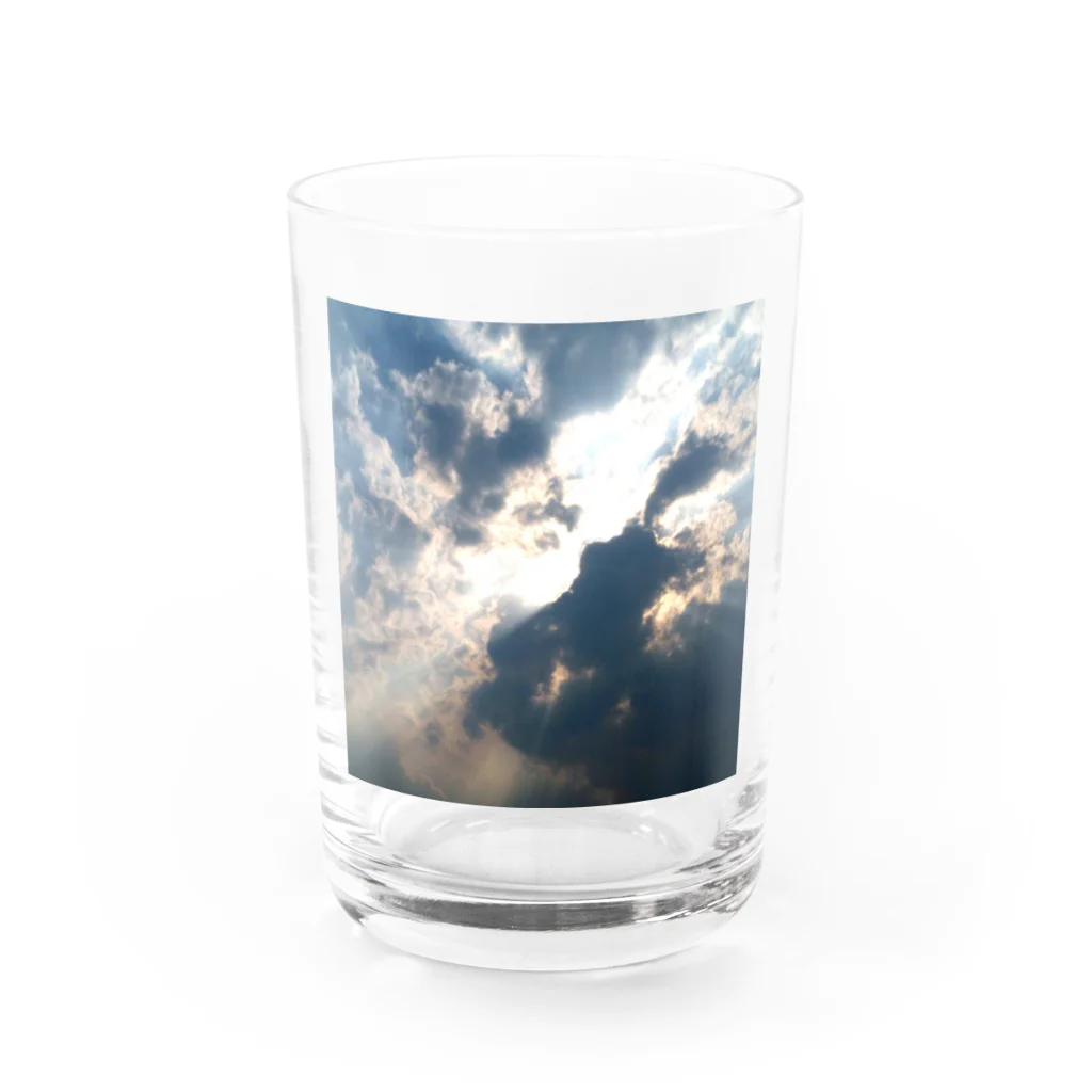 kumakikiのsunshine from the dark Water Glass :front