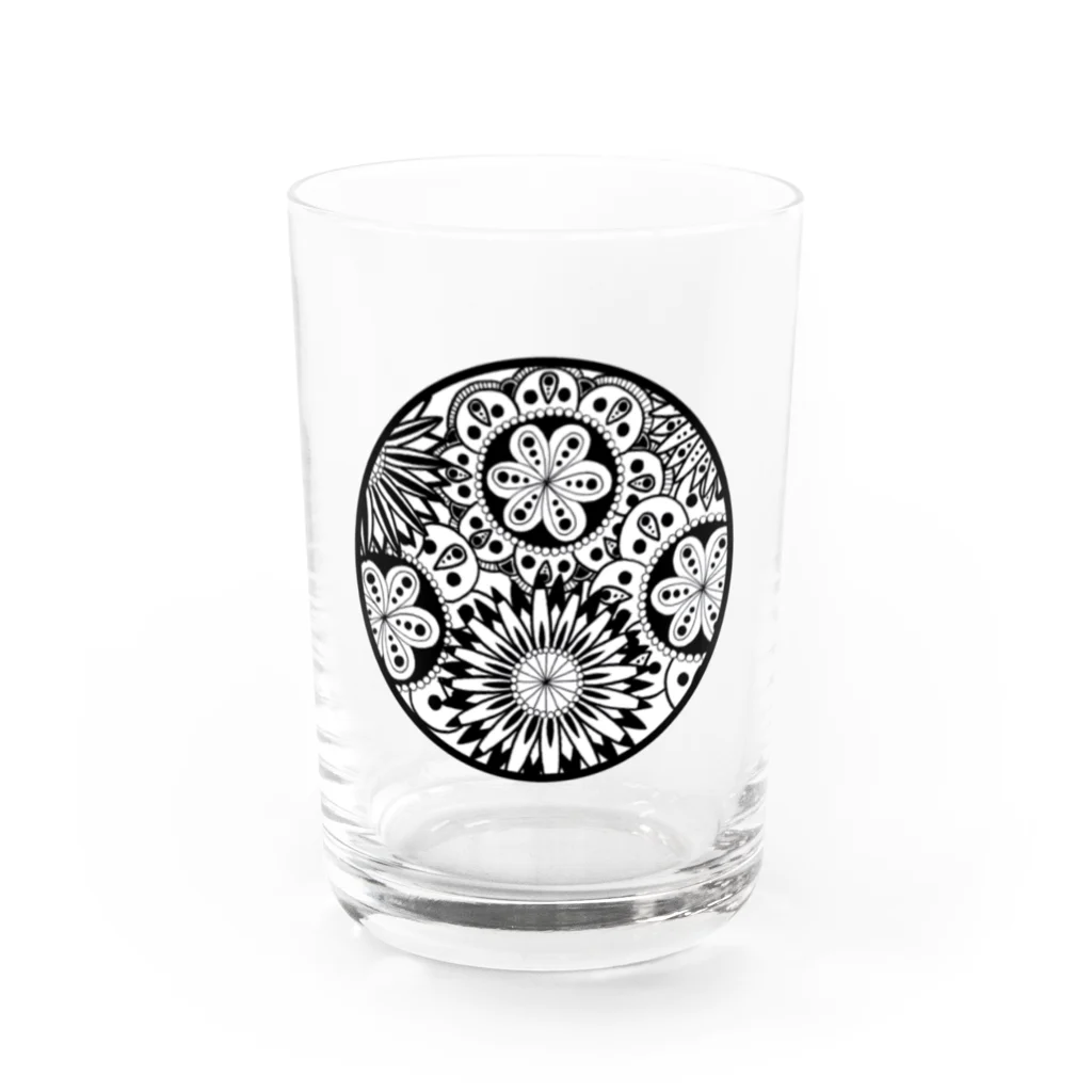 杏ちゃんの白黒華 Water Glass :front