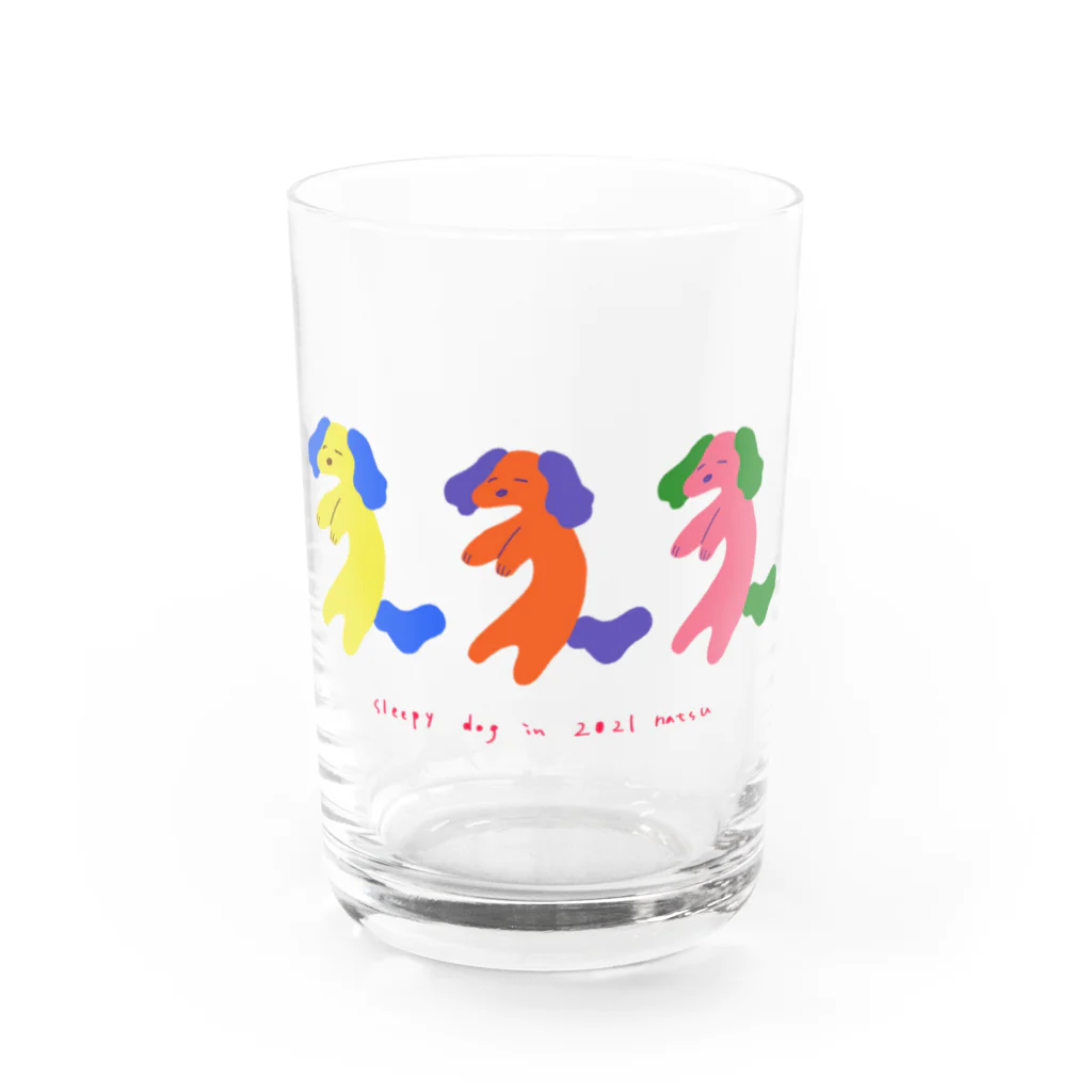 mireのsleepy dog Water Glass :front