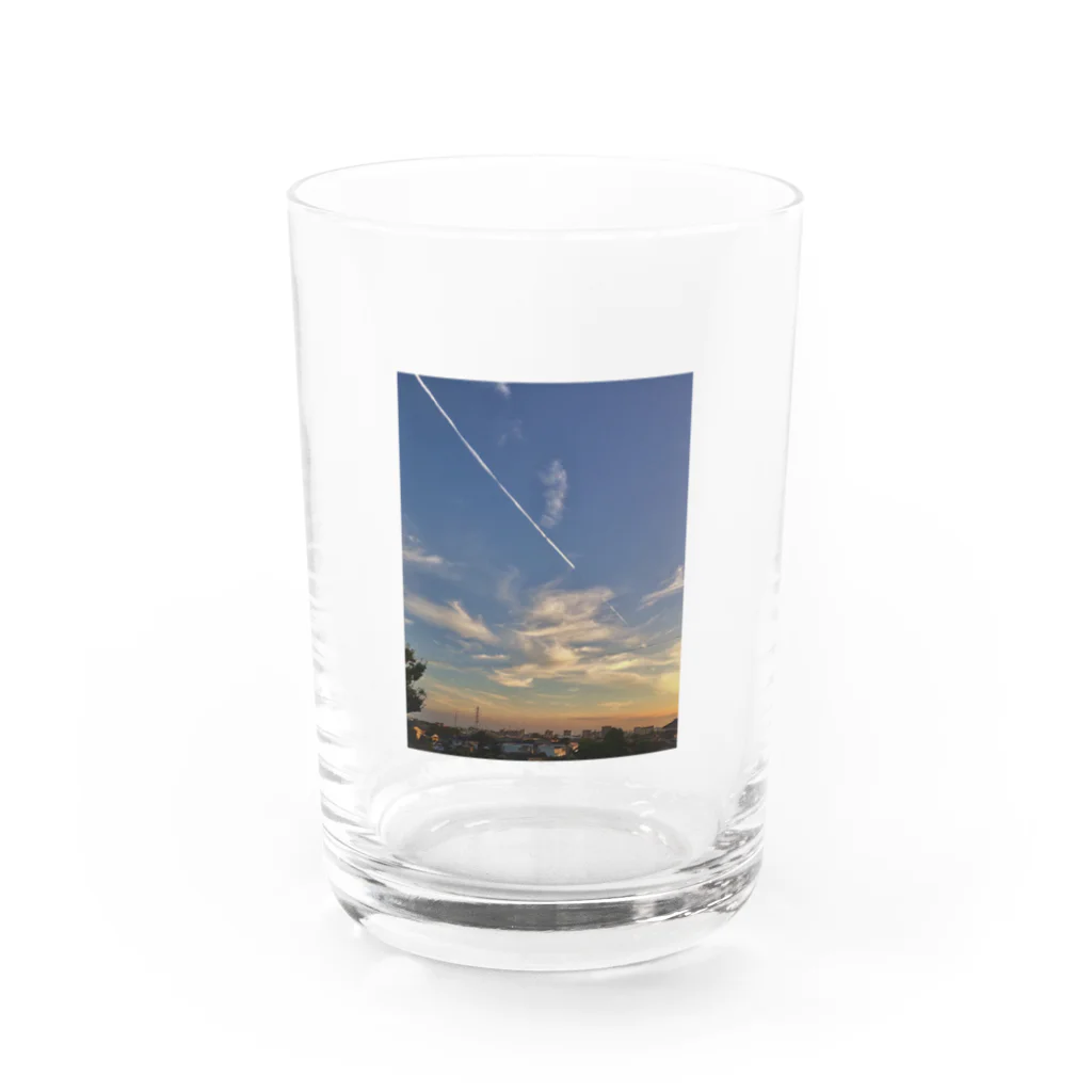 pm11:38の飛行機雲 Water Glass :front