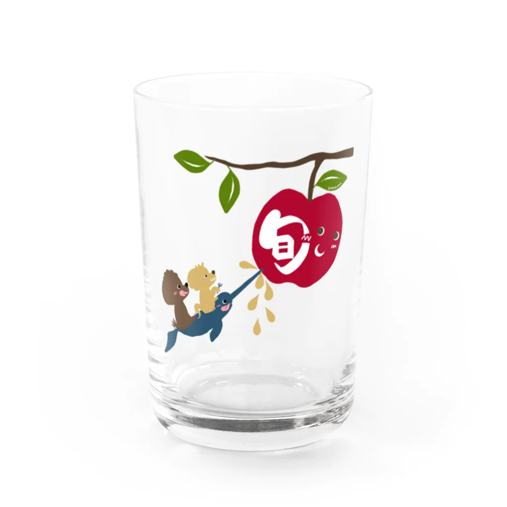 BeArtSuzumaruの旬のリンゴに刺さるイッカク Water Glass :front