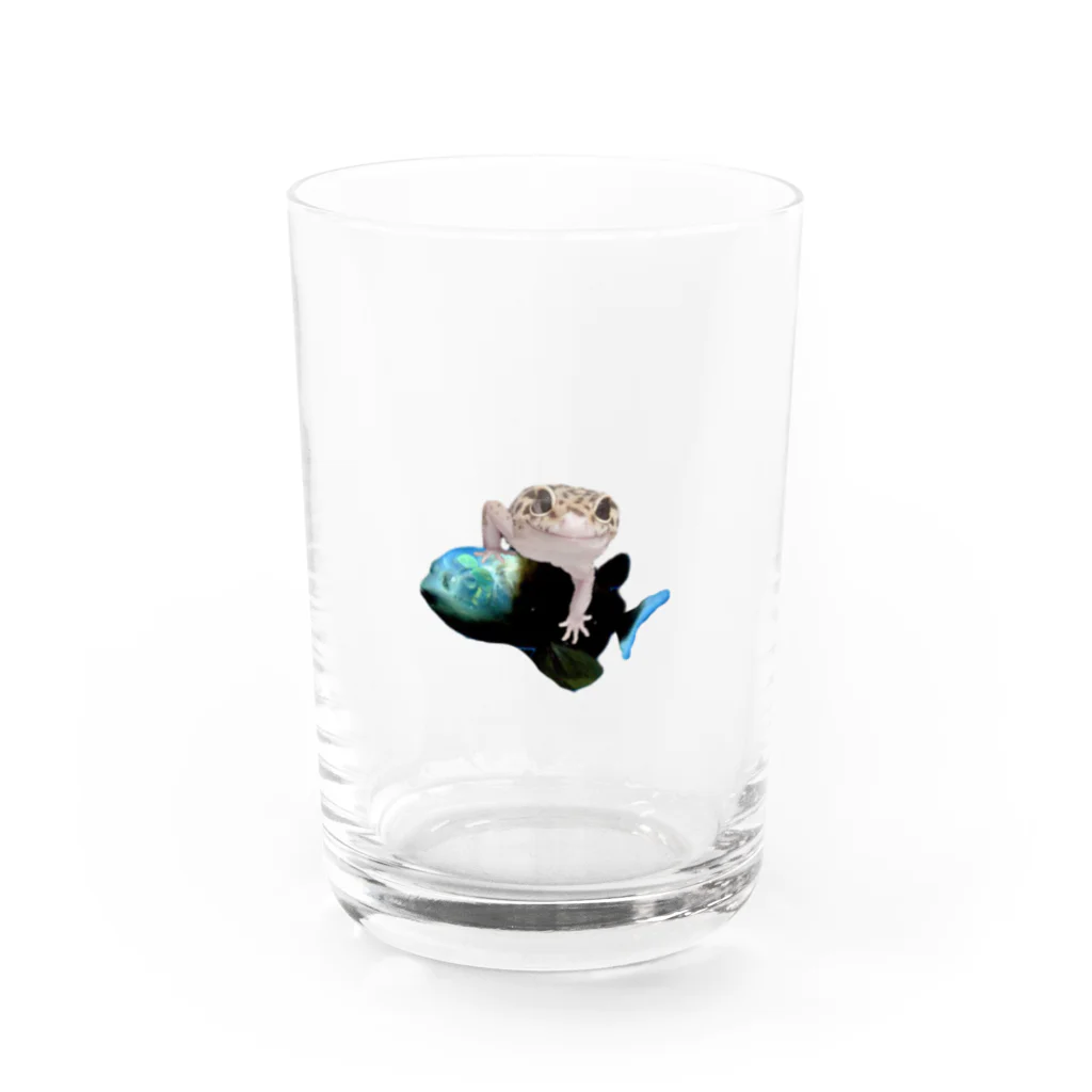 モメラスのデメニギスとナンシー Water Glass :front