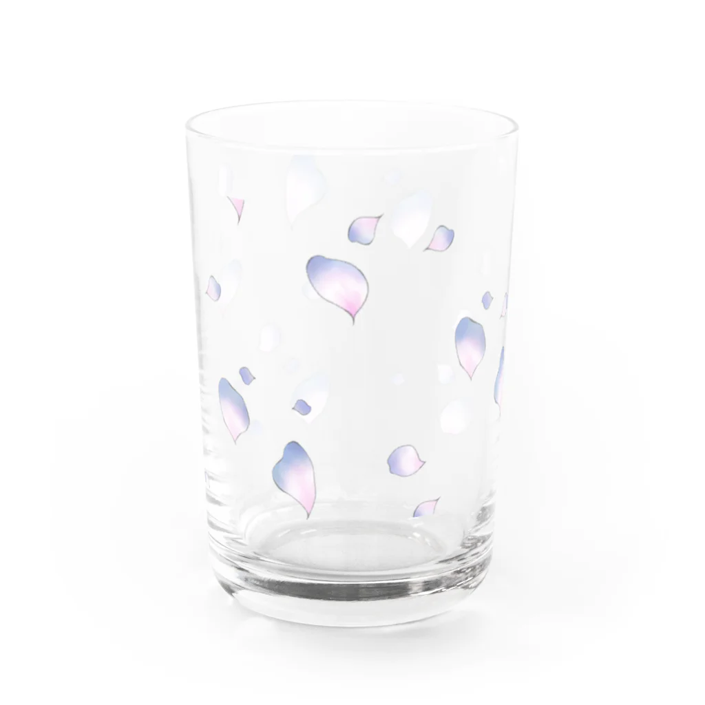 儚くて脆い 夢か現かの儚げな花びら Water Glass :front