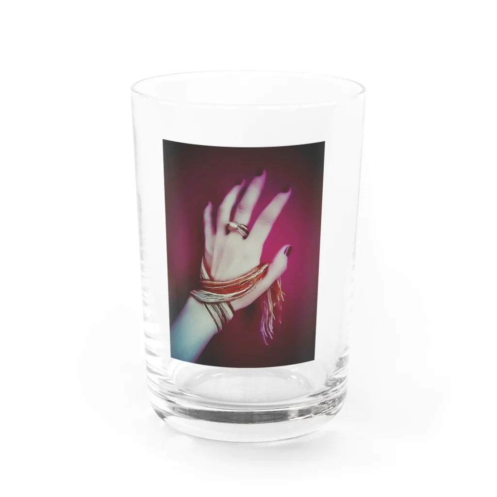 美美奴屋の手ヲ飾ル Water Glass :front