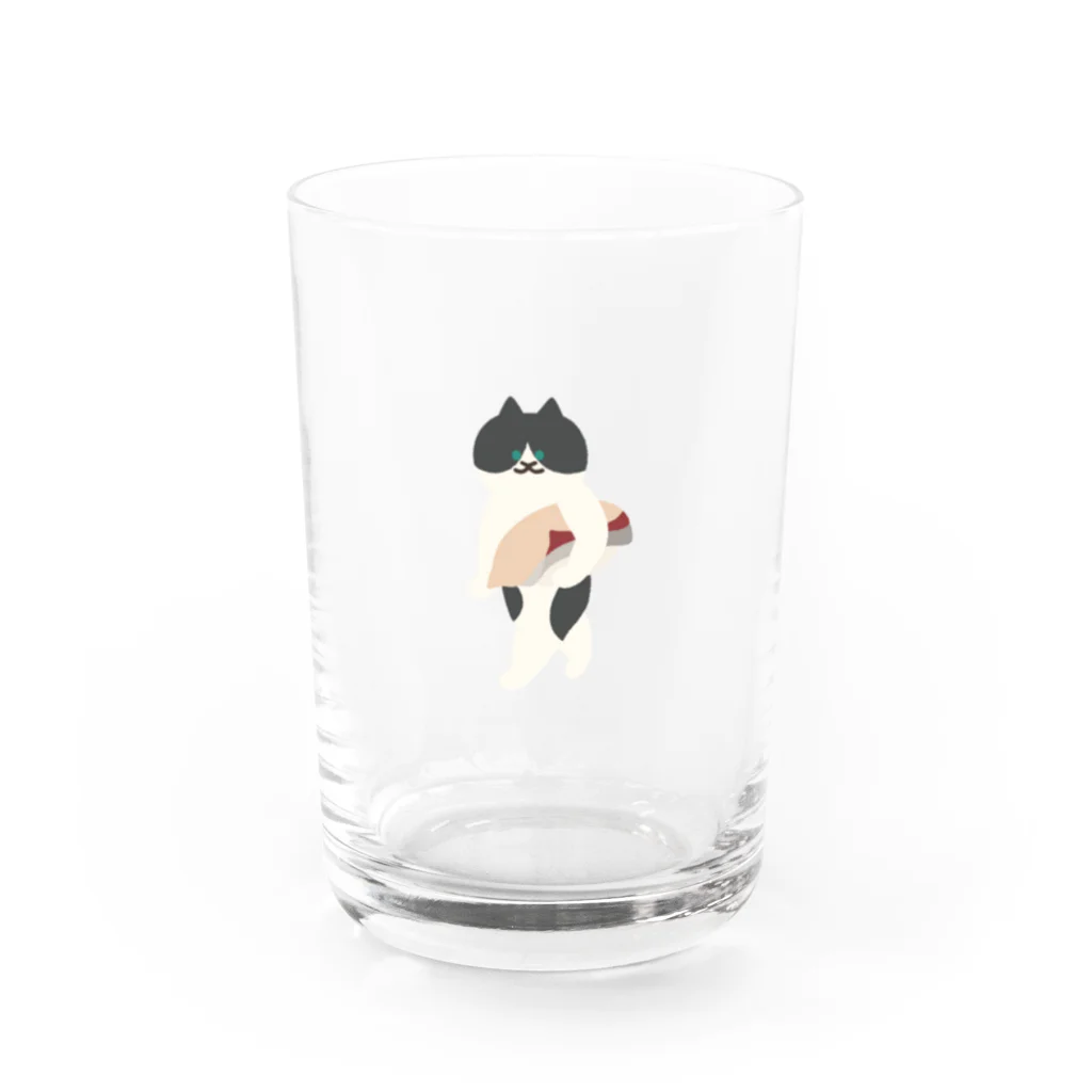 SUIMINグッズのお店のはまちの握り寿司を前のめりに運ぶねこ Water Glass :front