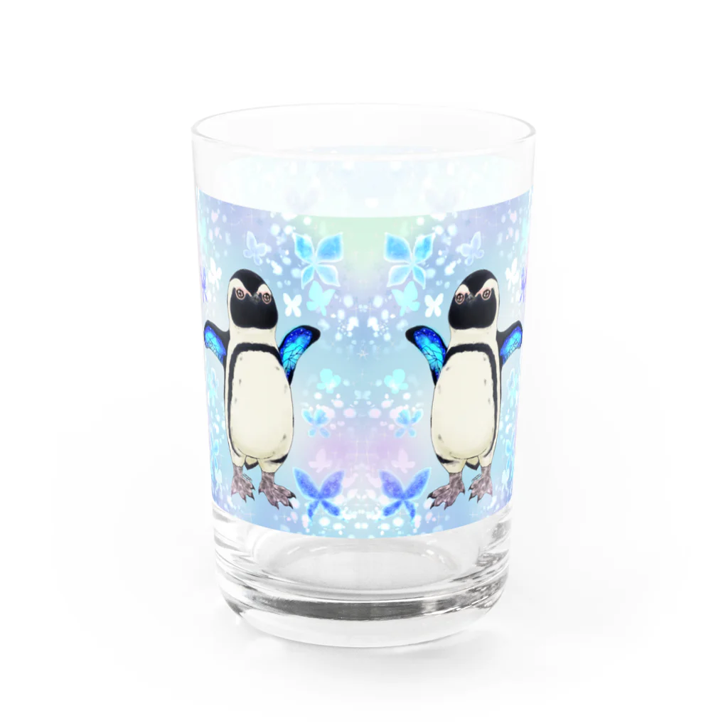 ヤママユ(ヤママユ・ペンギイナ)のケープペンギン「ちょうちょ追っかけてたらそっくりさんいたの」 Water Glass :front