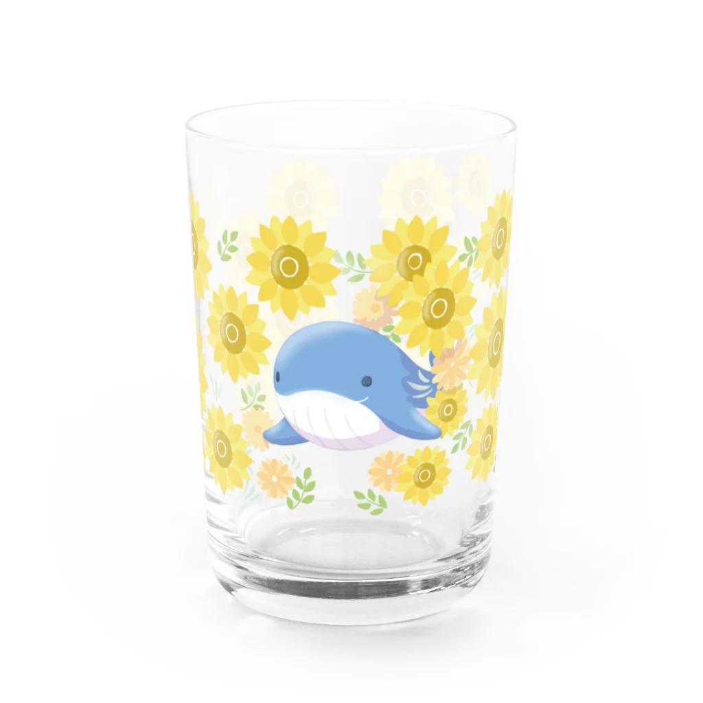 honamirukaのひまわり畑に住むくじら Water Glass :front