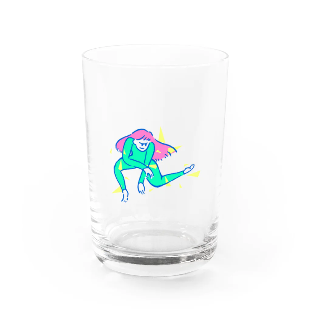 うみ工房・なかにしちさと　の挑戦的ダンスガール Water Glass :front