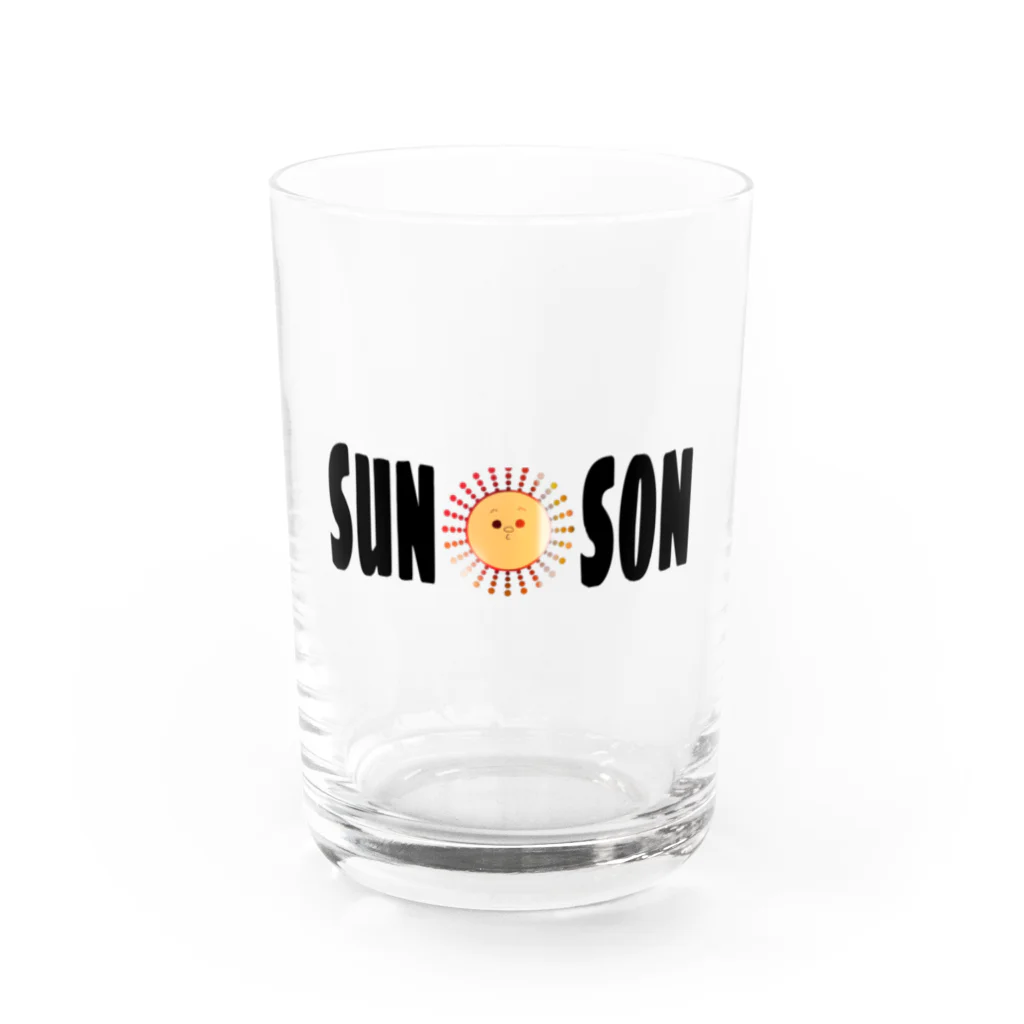 sun☀︎sonのサンサンあかちゃん(ロゴ) Water Glass :front