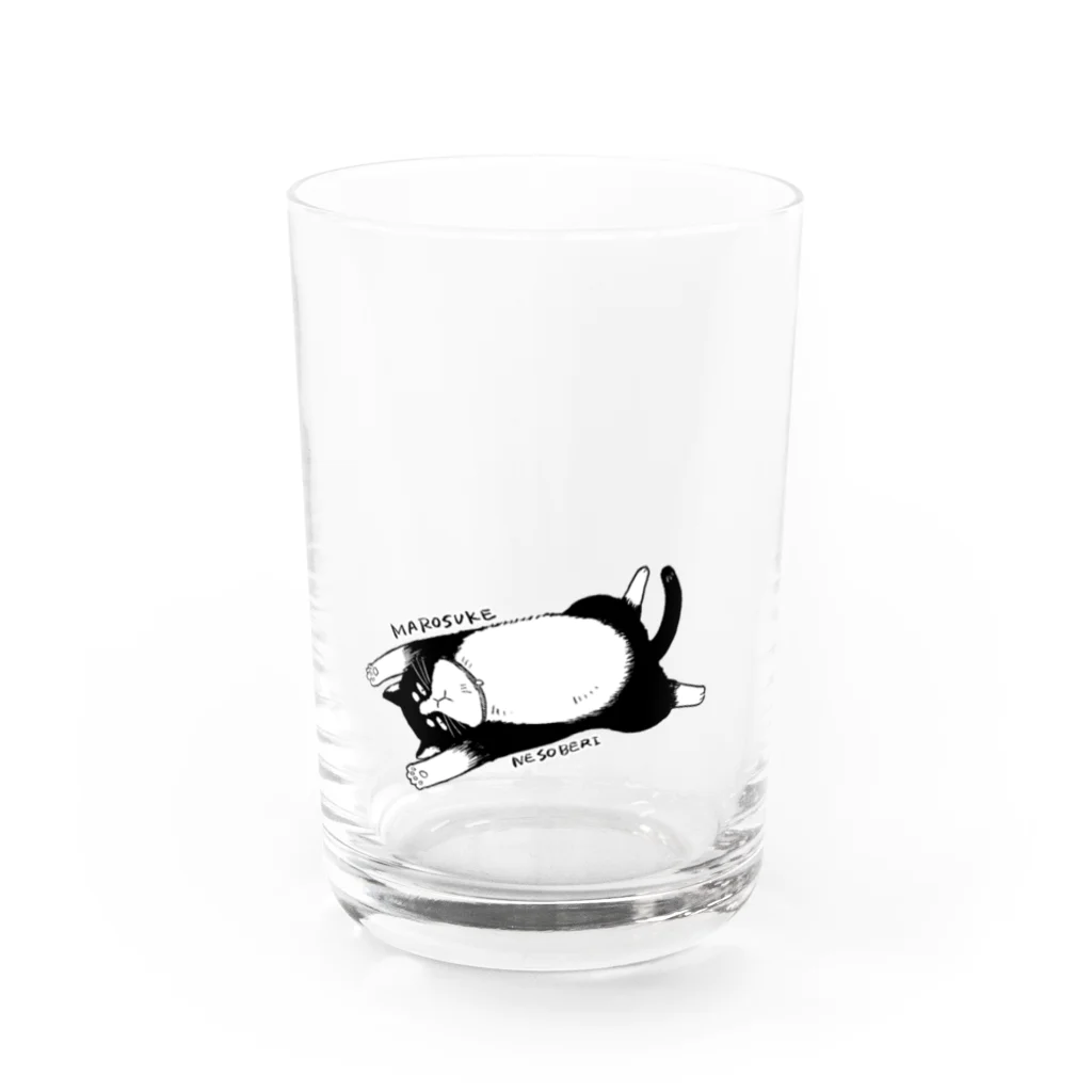 YYMMDDのまろ助寝そべり Water Glass :front