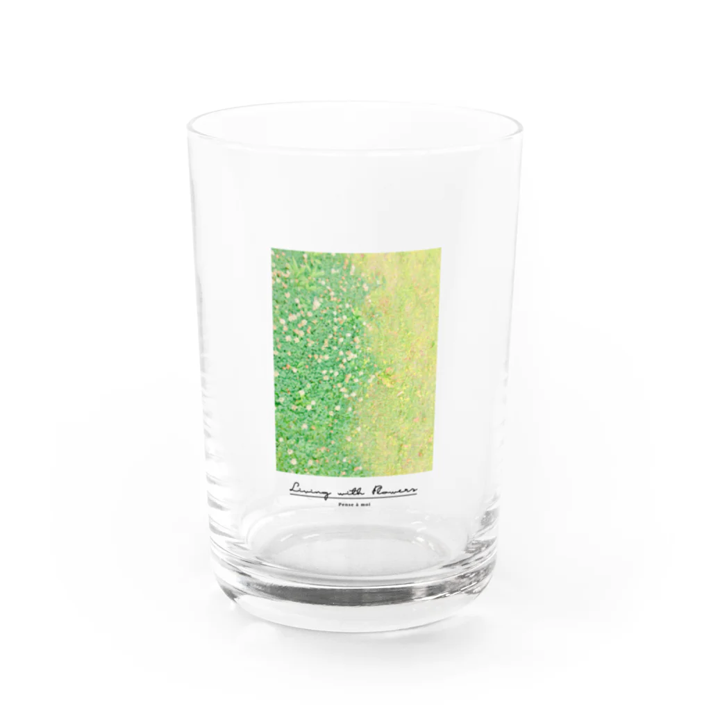 blancillaのクローバーの絨毯 Water Glass :front