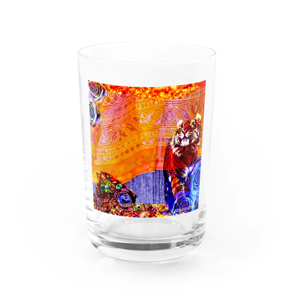 Laugh Rain Laboのtiger. Water Glass :front