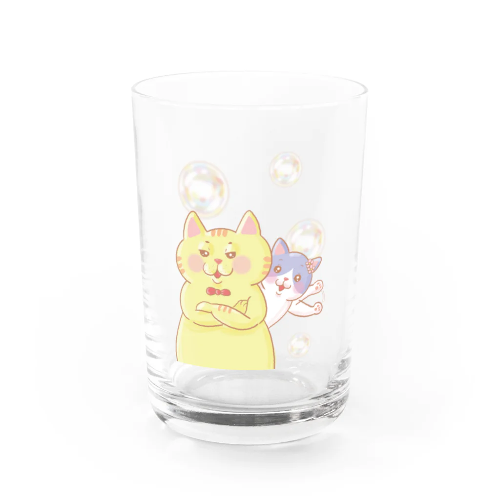 トラとハチワレの腕組みするねこ Water Glass :front