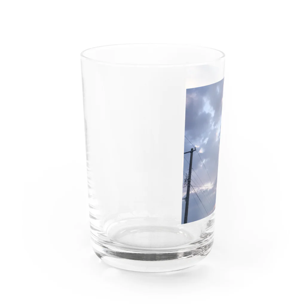 Hatumiの早朝の雲 Water Glass :left