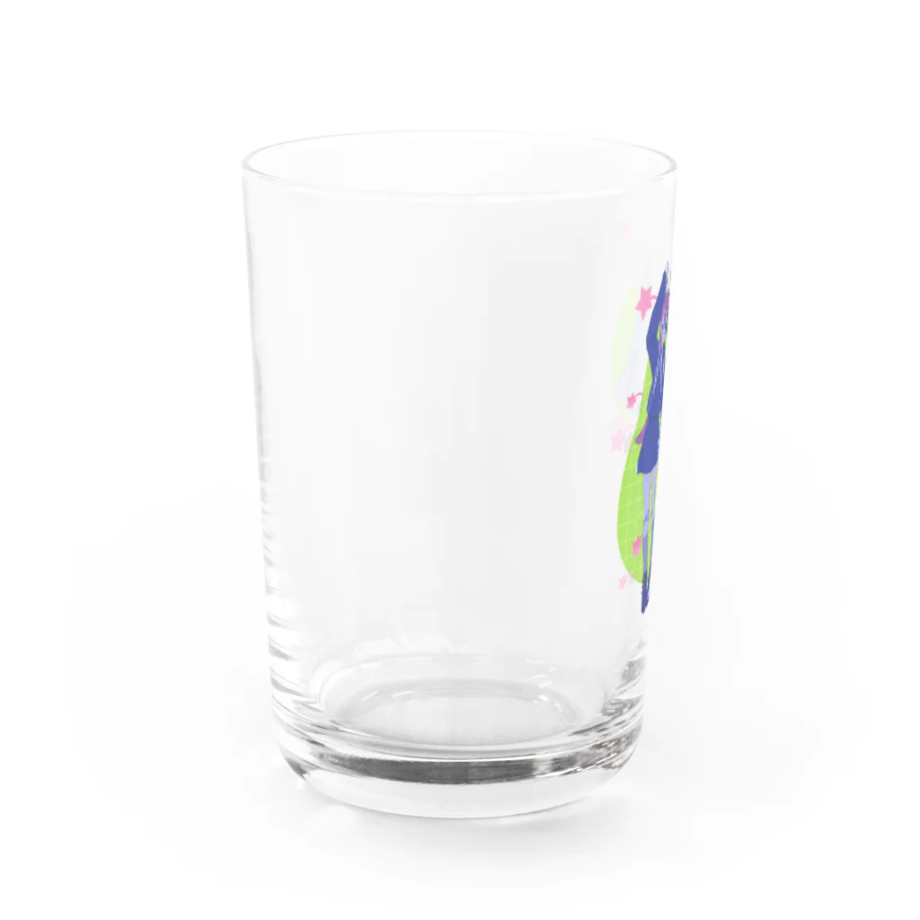 90㌠のUSG  Water Glass :left