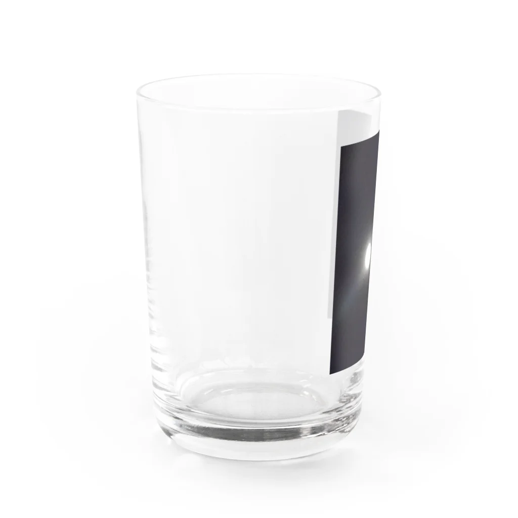 ミルクティーの満月の夜に Water Glass :left