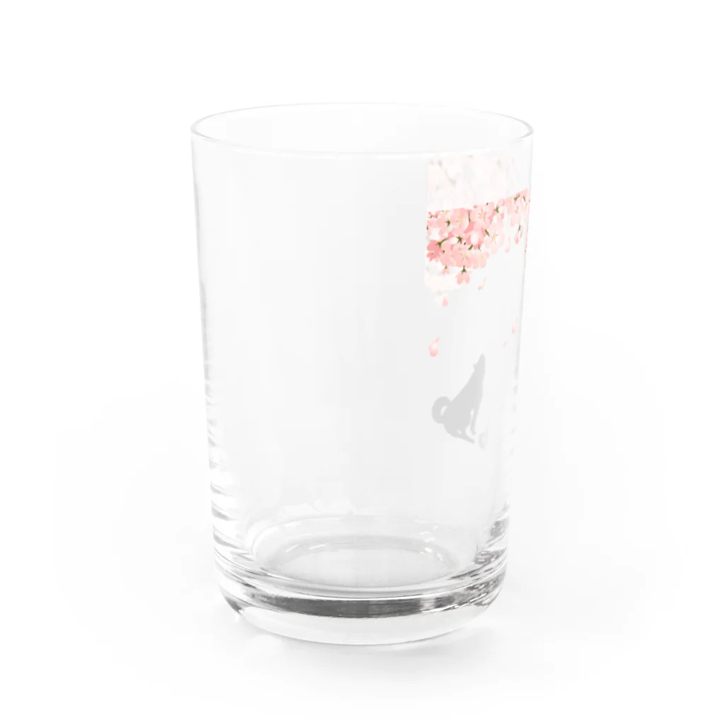 屋根裏部屋の桜とわんこ Water Glass :left