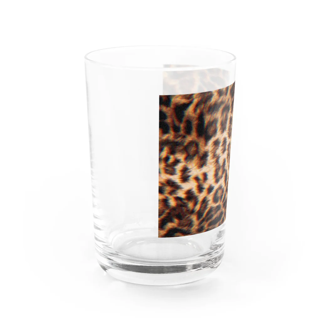 キッチンファラオのヒョウ柄　デザイン Water Glass :left