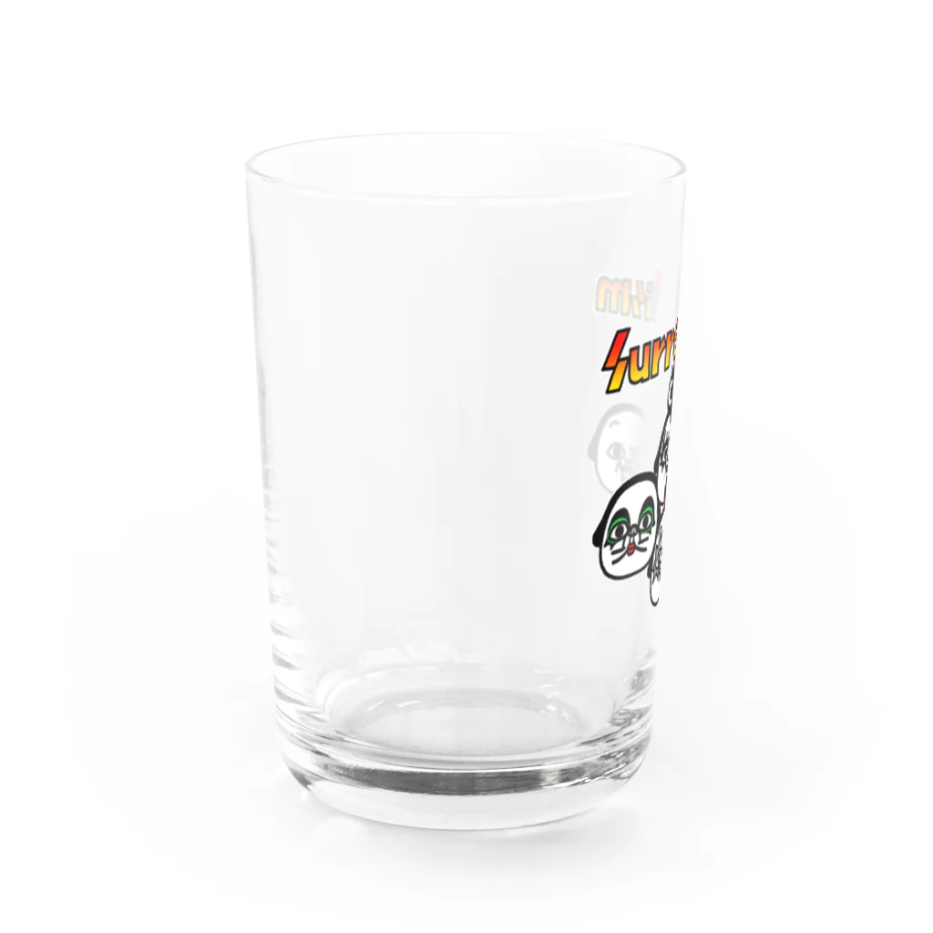 マルタのグッズのシュルレアリスム。Hard Rock Water Glass :left