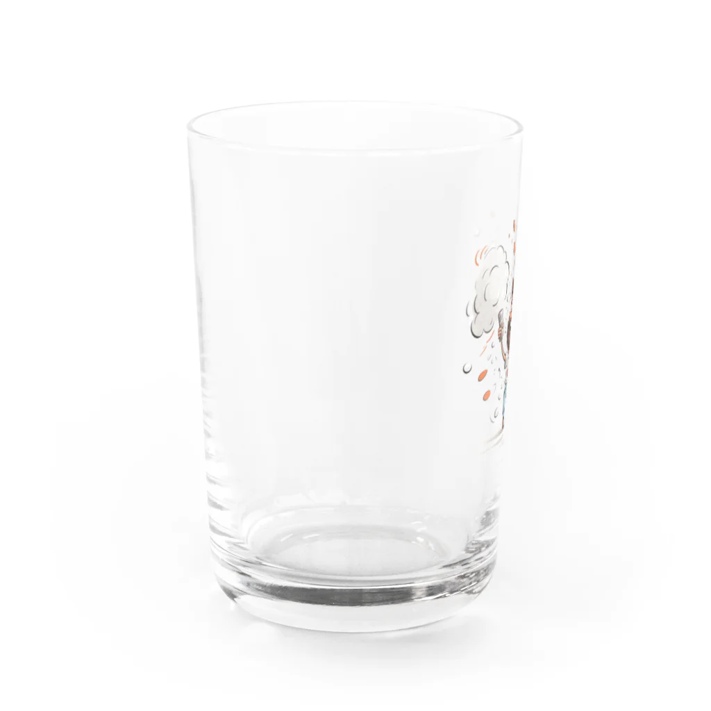 plusBeのおじさんとクラッカー Tシャツ Water Glass :left