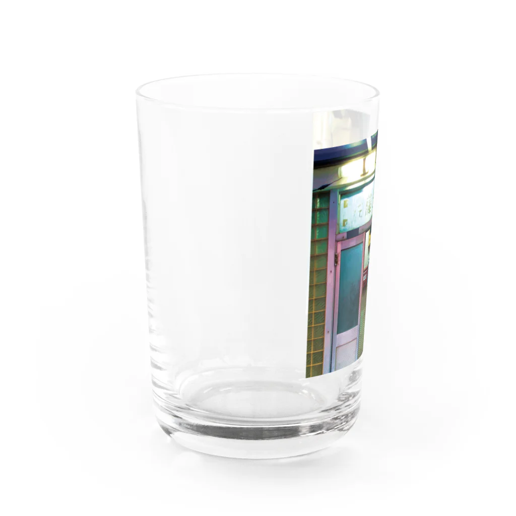 KDMR designの上野の雑居ビル Water Glass :left