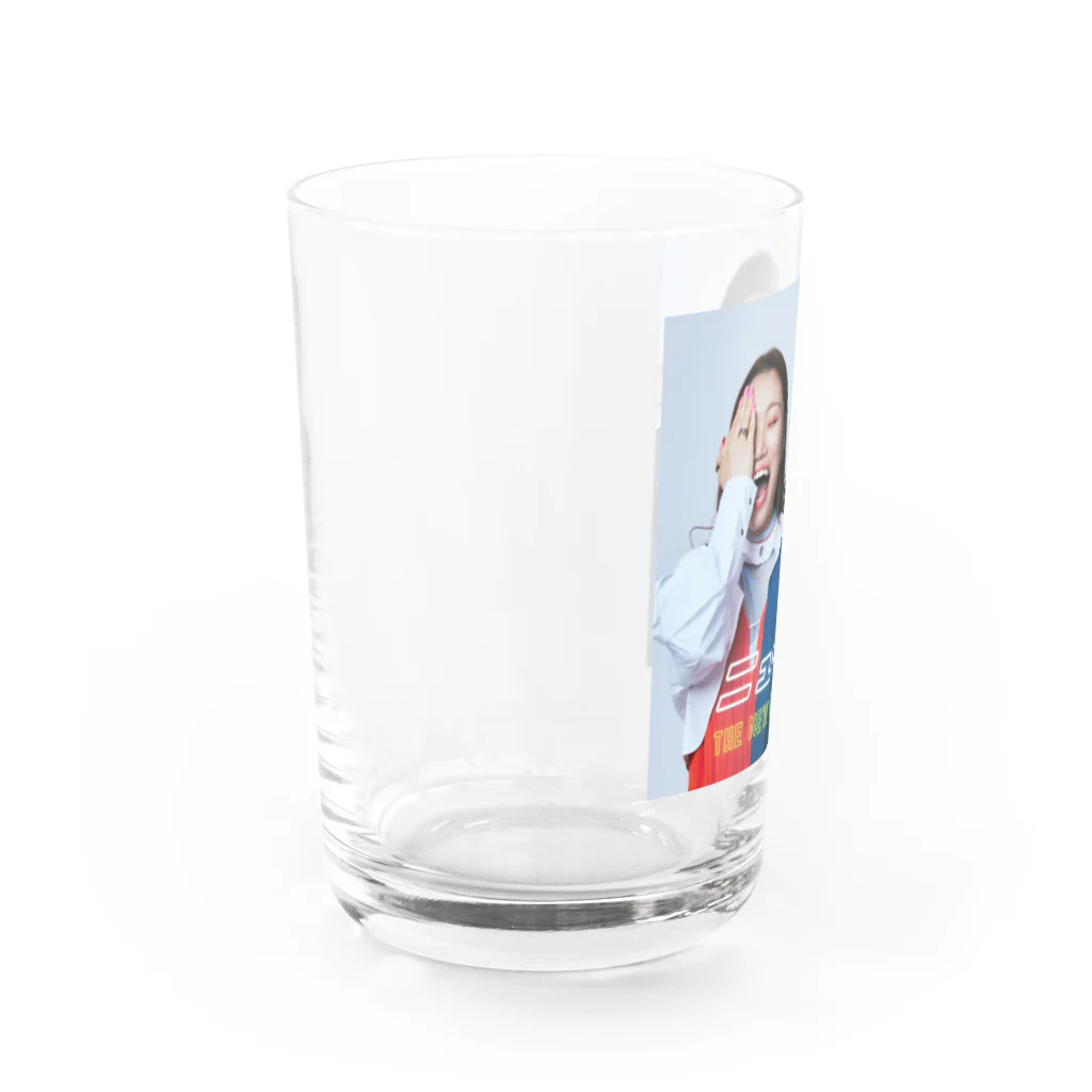 NYCstoryのニューストアートワーク Water Glass :left