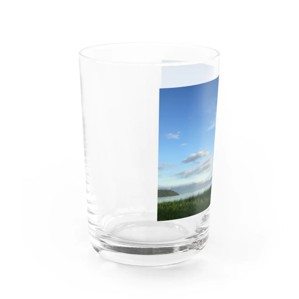 ブルームーンのあおぞらとびわこにいやされます。 Water Glass :left