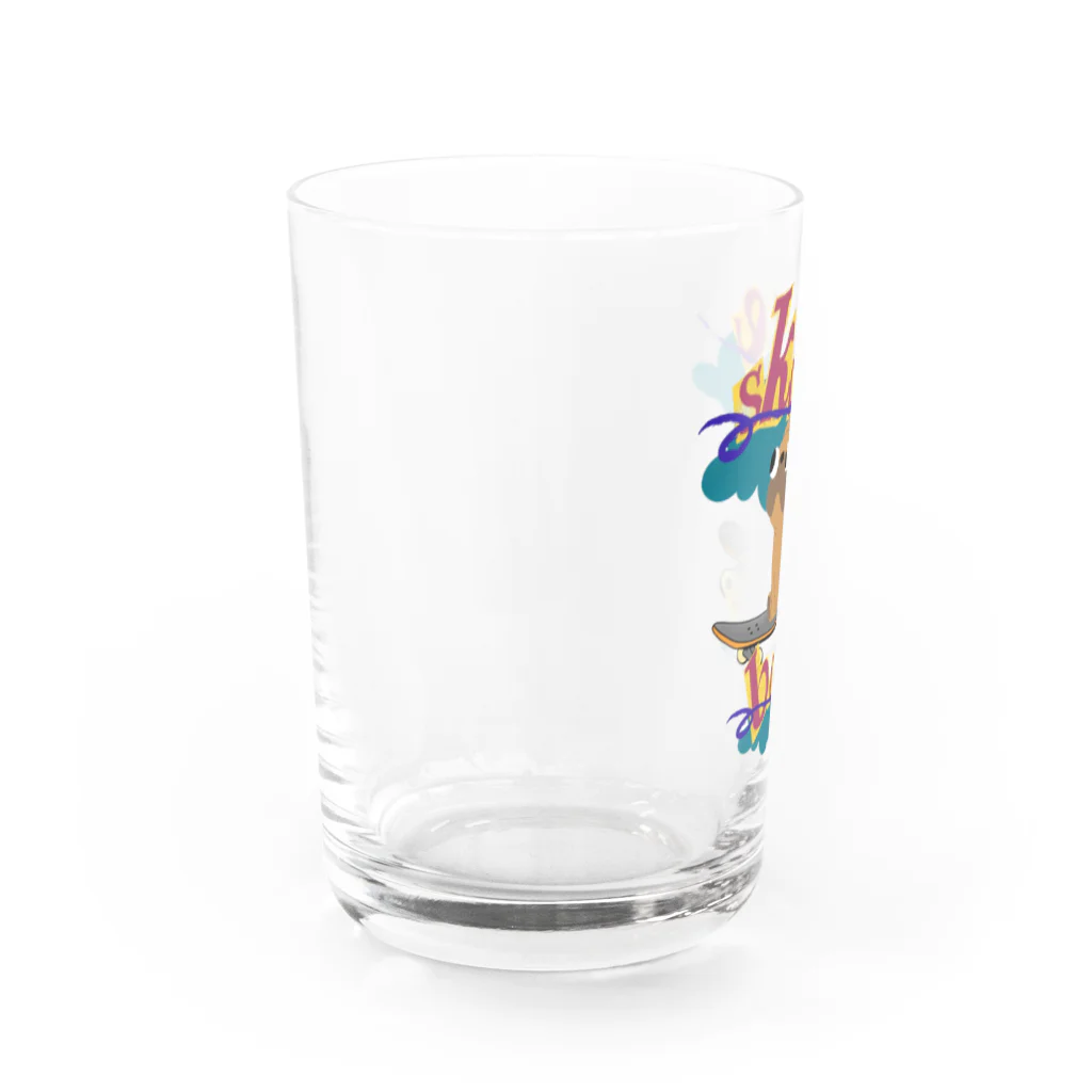 sloth_giraffeのスケートボードするワンコ Water Glass :left