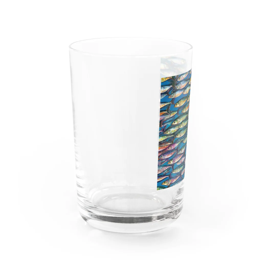 たまねぎの泳ぐ鯖の大群が一斉に姿を現しています。 Water Glass :left