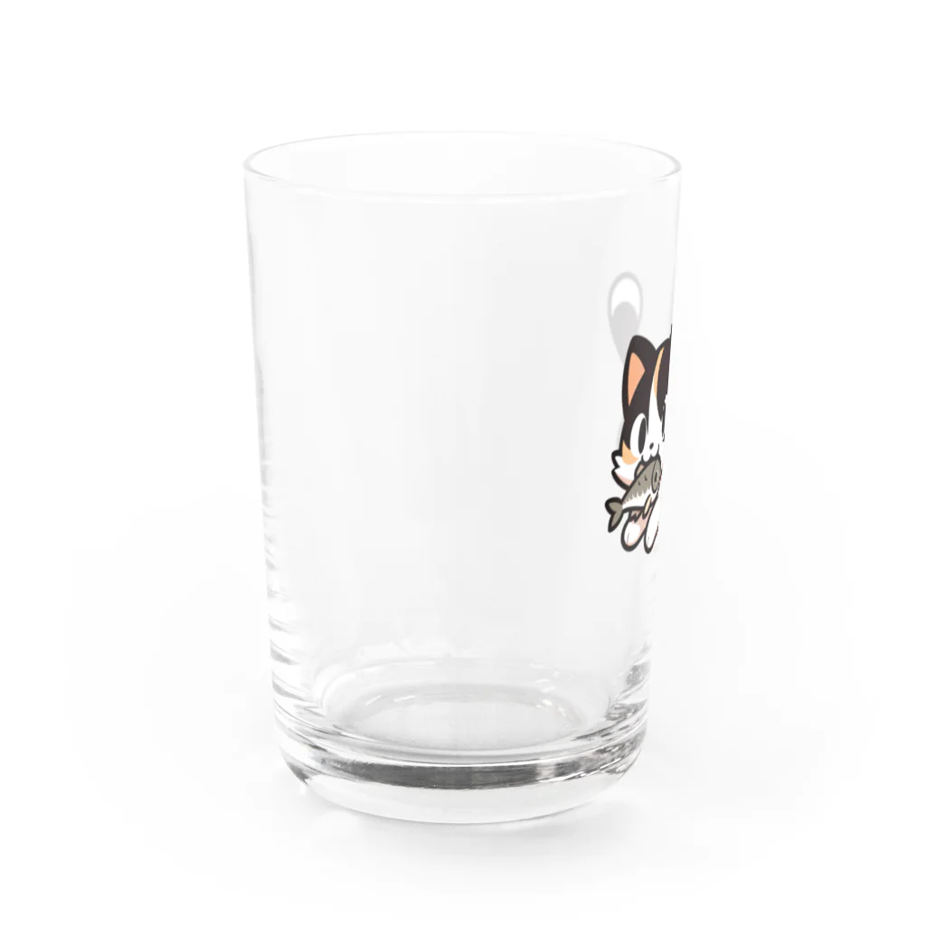 NyanClosetのお魚くわえて走る猫です。 グラス左面