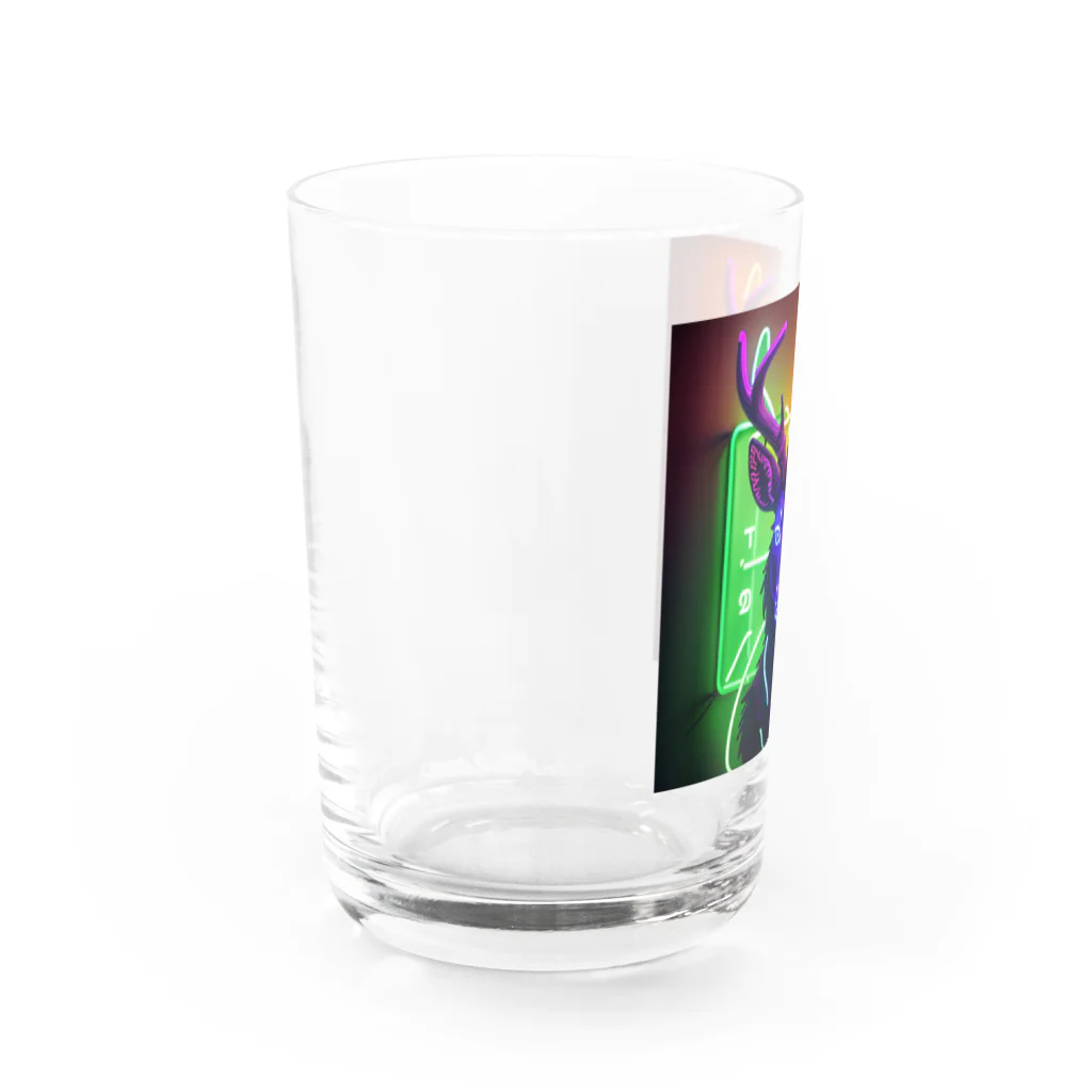 北の動物達と日常風景のポップなエゾシカ Water Glass :left