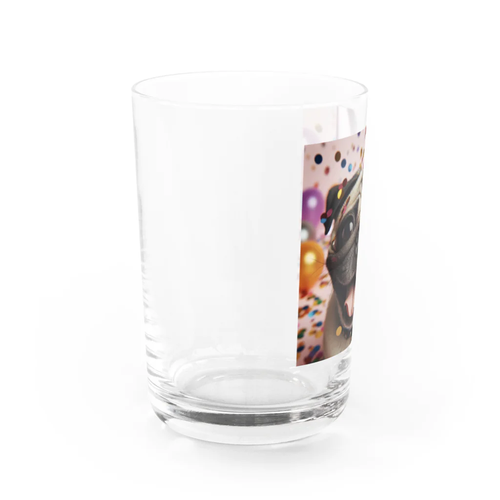 me-me shopのハッピーパグ Water Glass :left