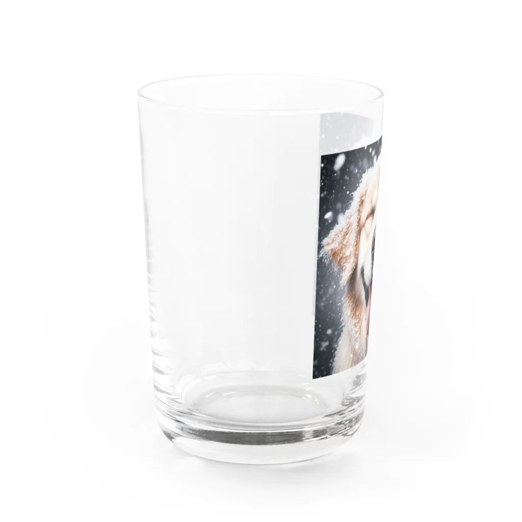 M_Takashiの「ゴールデンな冬のひととき、雪と共に大笑い！」 Water Glass :left