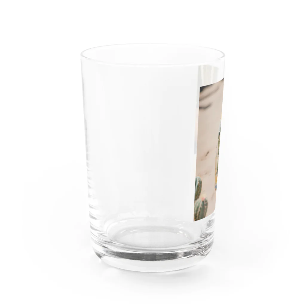 Takanori/ Clyde  FilmのVacations are there before you know it. Water Glass :left