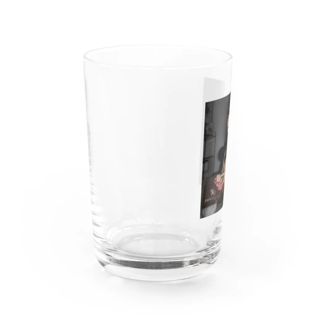 ラ・ドルチェ・ヴヰタの視線の先 Water Glass :left