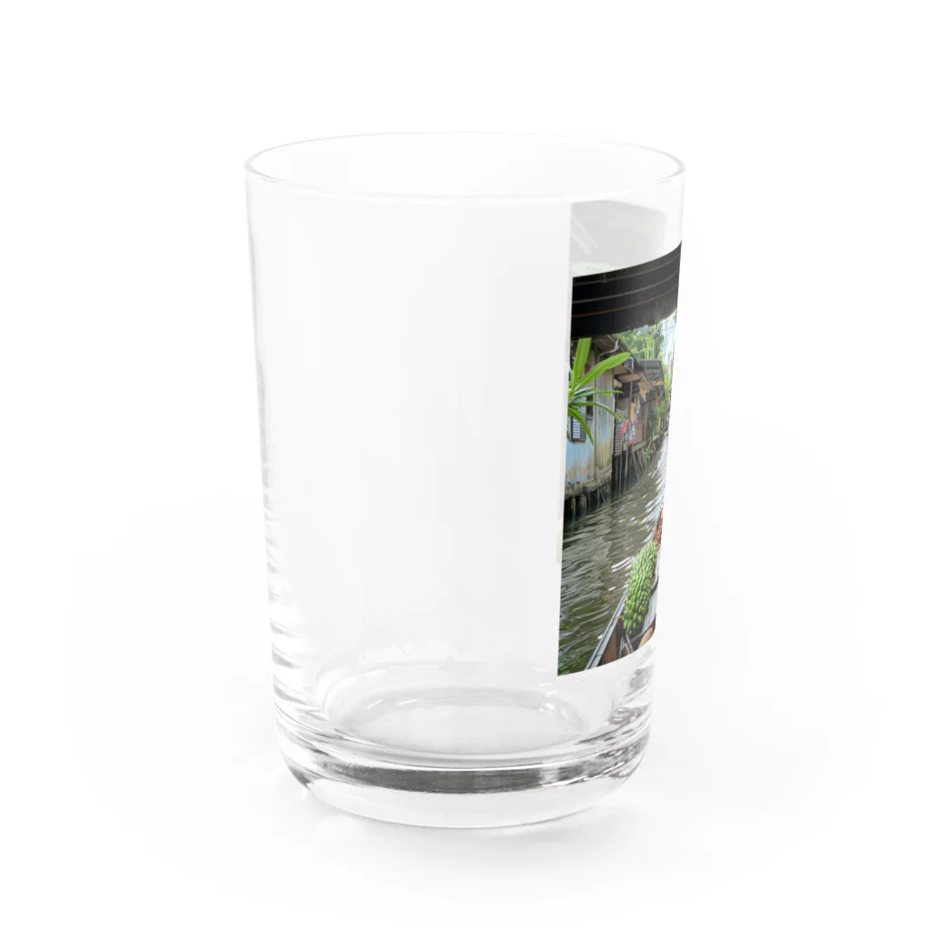 AQUAMETAVERSEの非日常のアジア旅　なでしこ1478 Water Glass :left