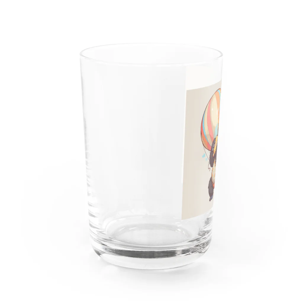 ganeshaのおもちゃの熱気球でかわいいゴリラに出会おう Water Glass :left