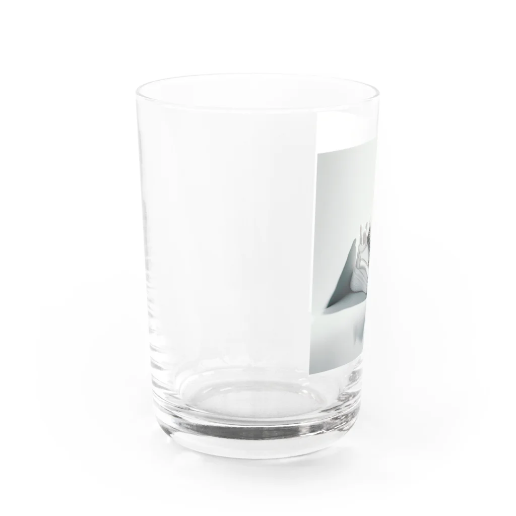 アミュペンの清潔感あふれる白いスニーカー Water Glass :left