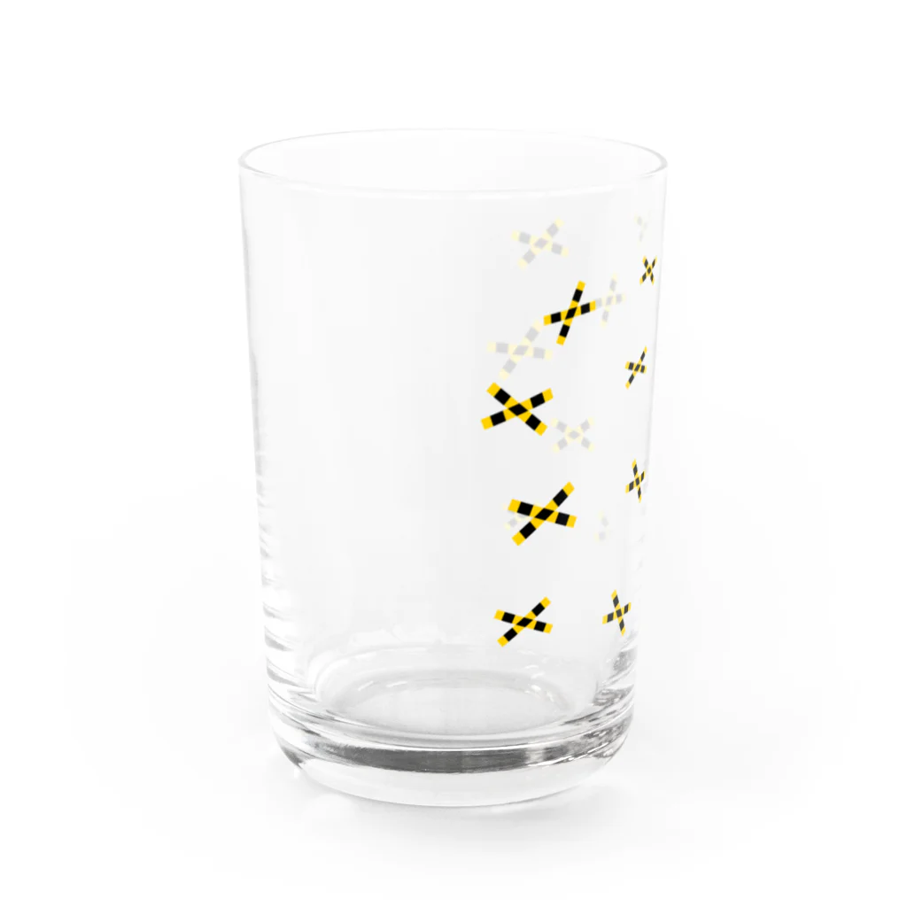 でんでんかんかんの踏切 Water Glass :left