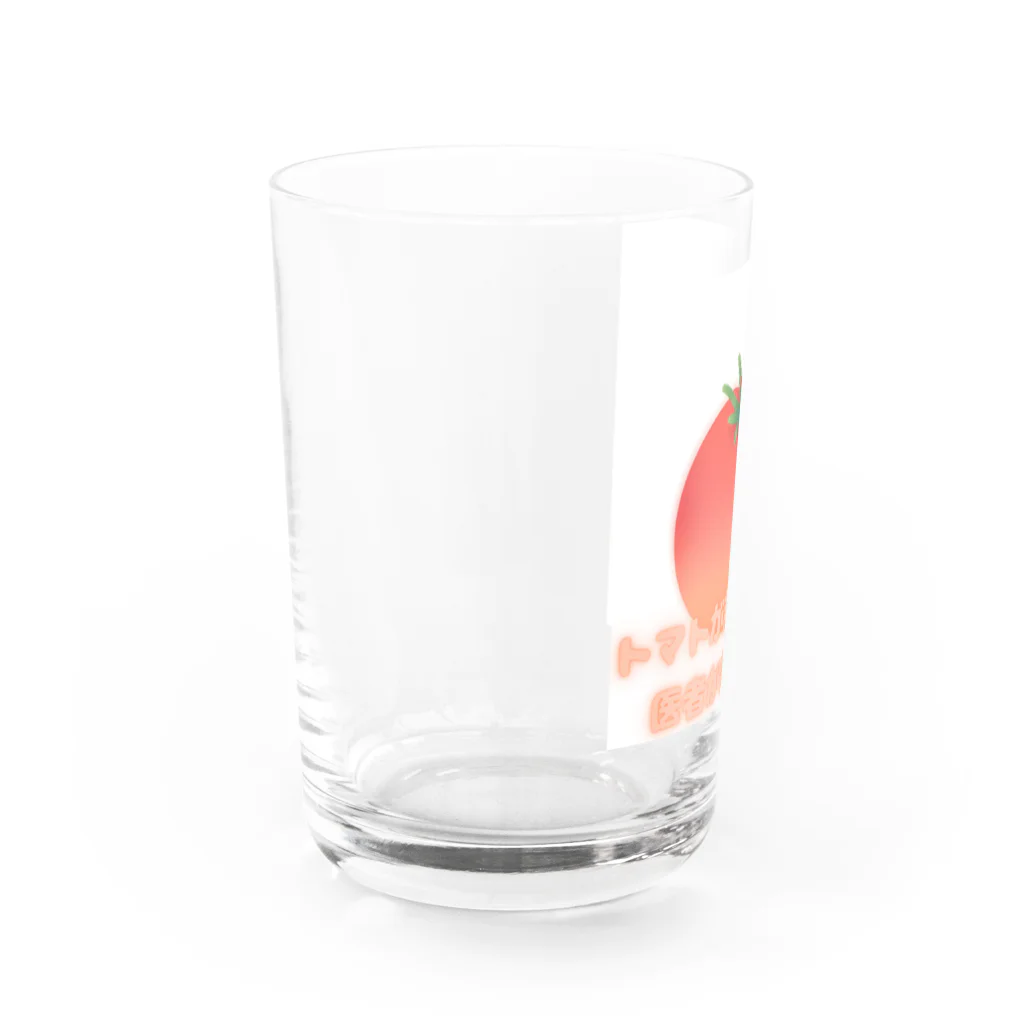 かわいいアートショップのトマト　慣用句　トマトが赤くなると医者が青くなる Water Glass :left