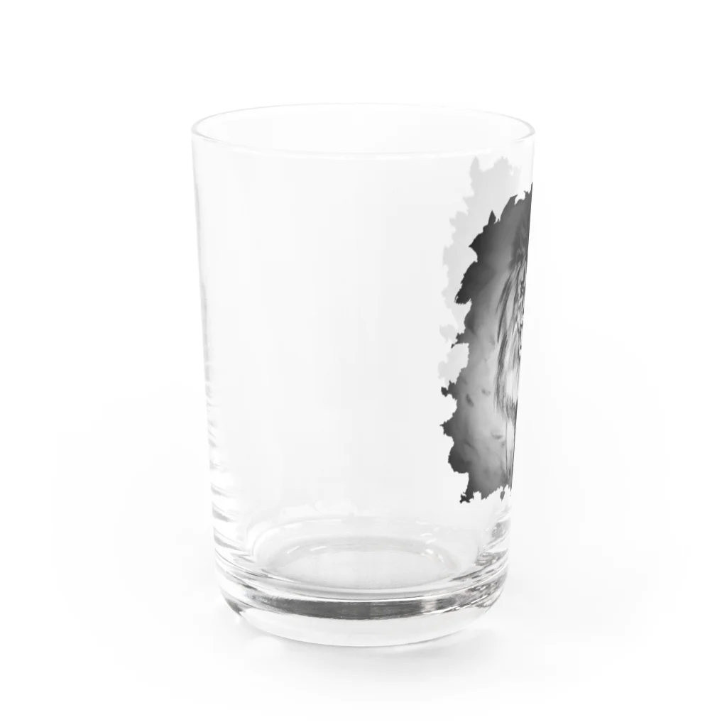 greetenのライオン　アートアニマル　モノクロ Water Glass :left