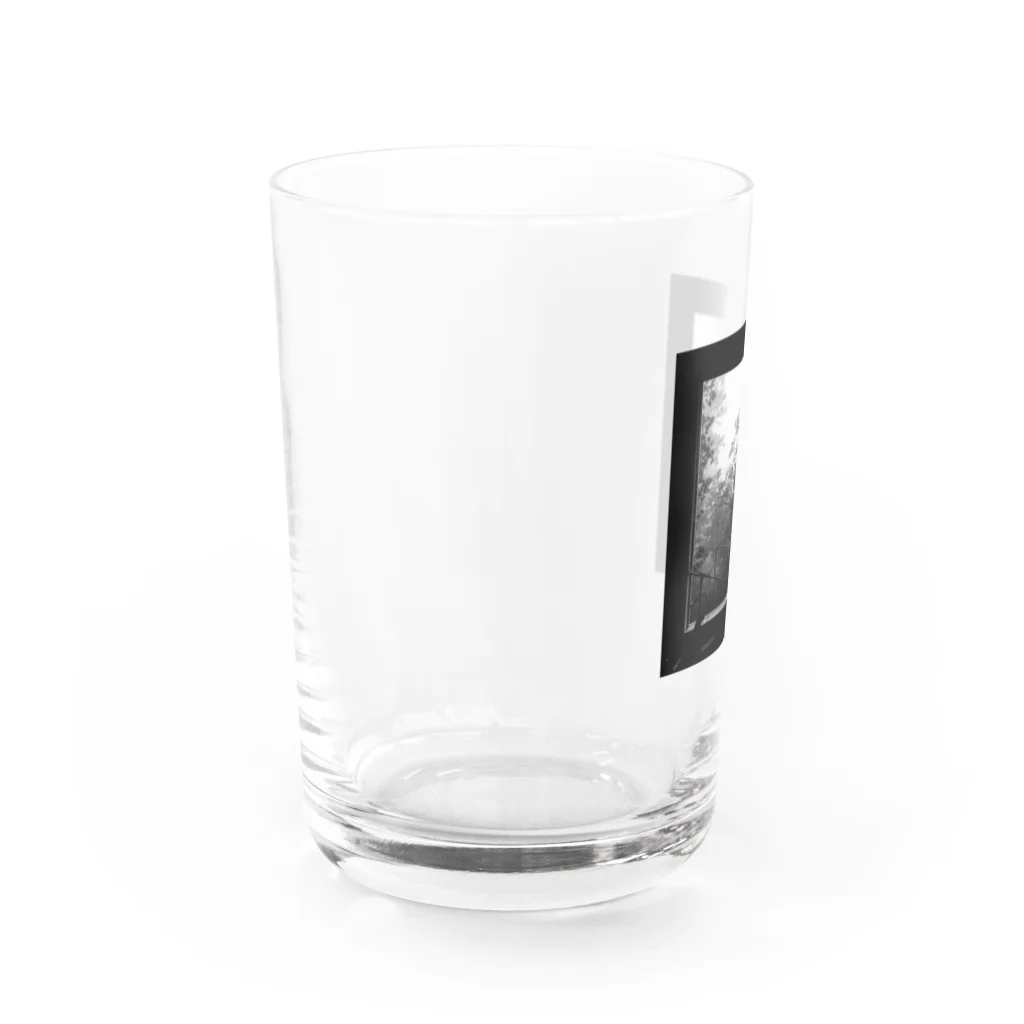 視覚世界の別荘の窓 Water Glass :left