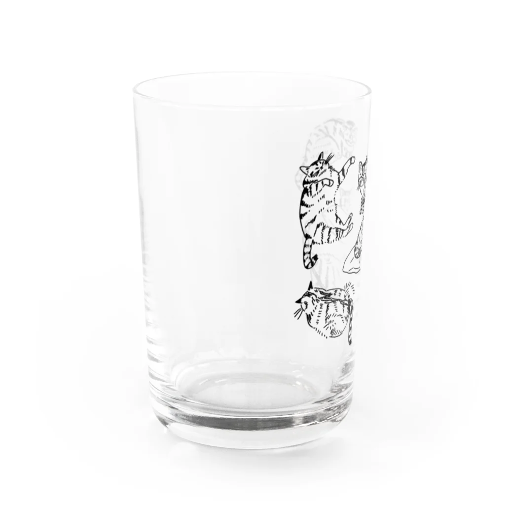 ぼんのぼんのよもぎが6ぴき Water Glass :left