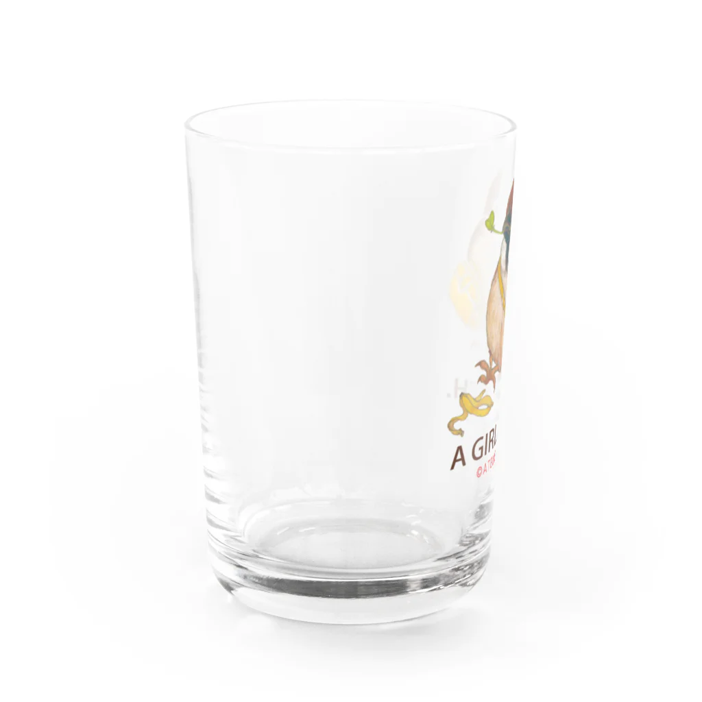 ATELIER ZUCO (ΦωΦ)　ZUCO SUZUKI presentsの幼稚園児スズメ＆待ち構えるバナナ Water Glass :left