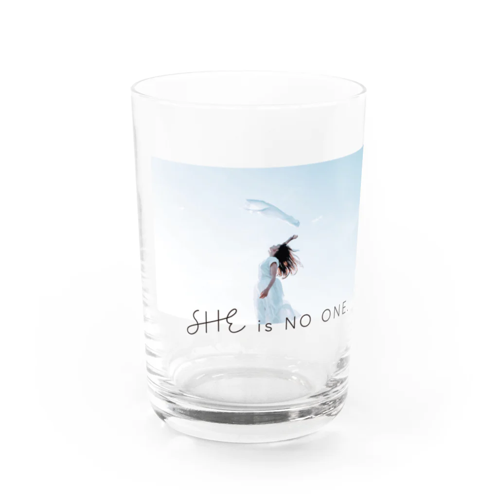 SHEGOODSの②キービジュアル_マグカップ Water Glass :left