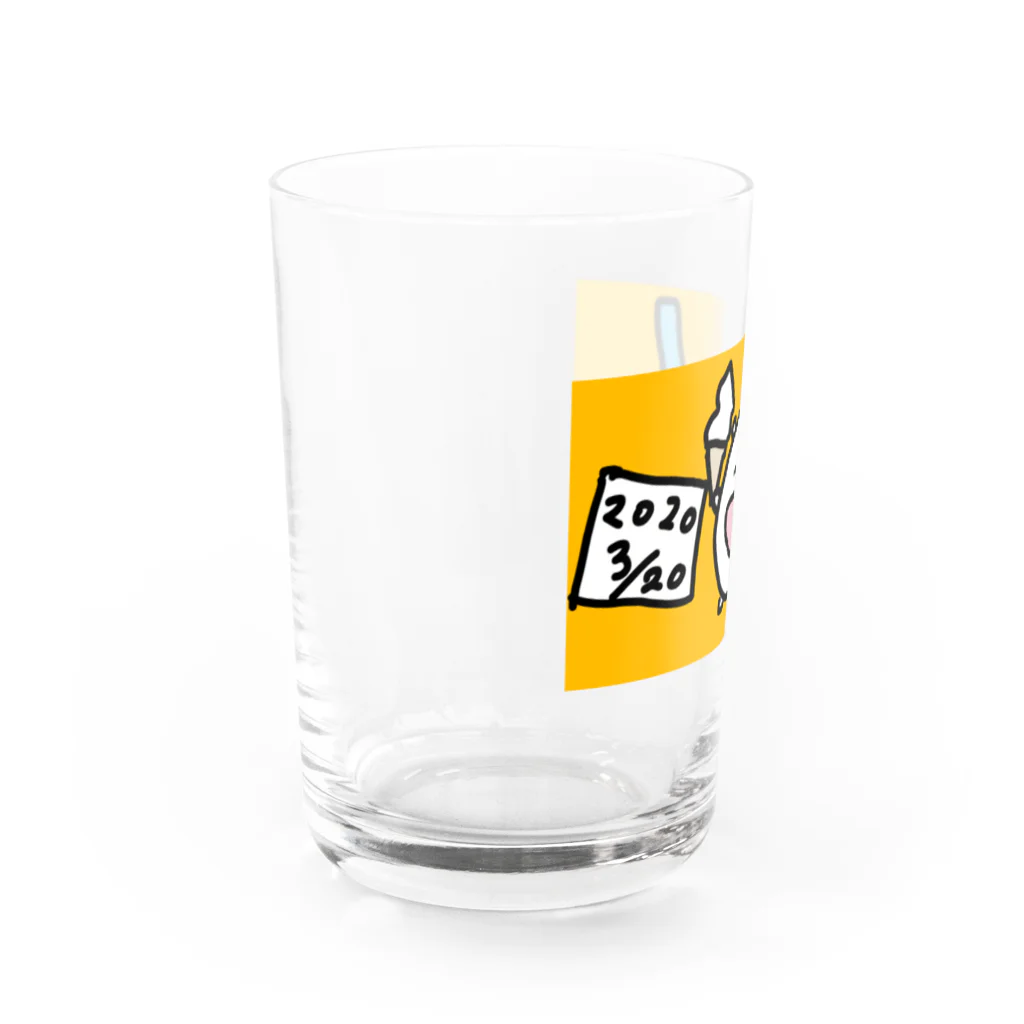 ダイナマイト87ねこ大商会の心置きなくアイスを食うと決心したねこです Water Glass :left