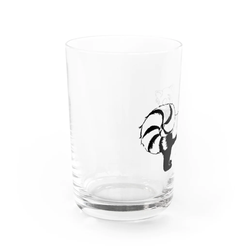 きゃべつ日和のお花を持ったレッサーパンダ Water Glass :left