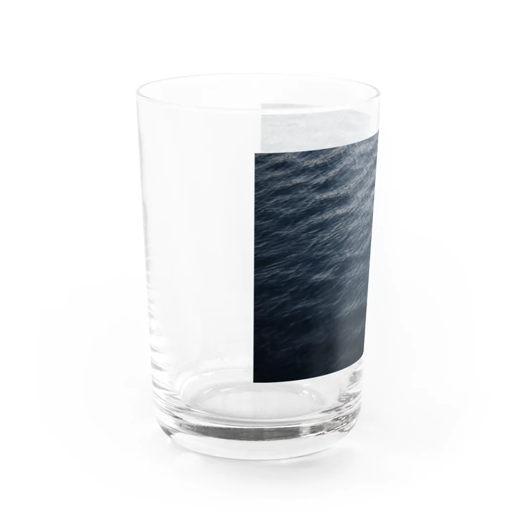 バブ商店の海を飲めるグラス グラス左面