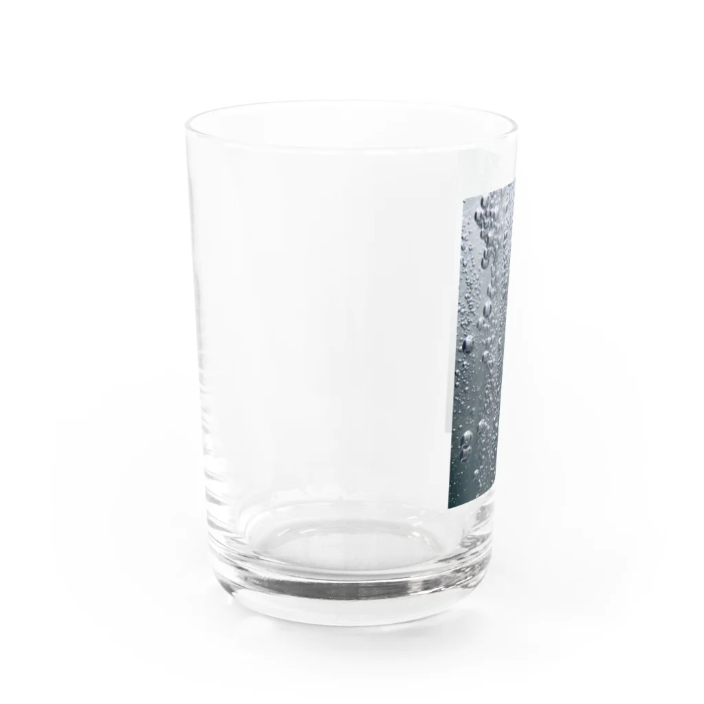 グリュックレーヴのSinking in water Water Glass :left