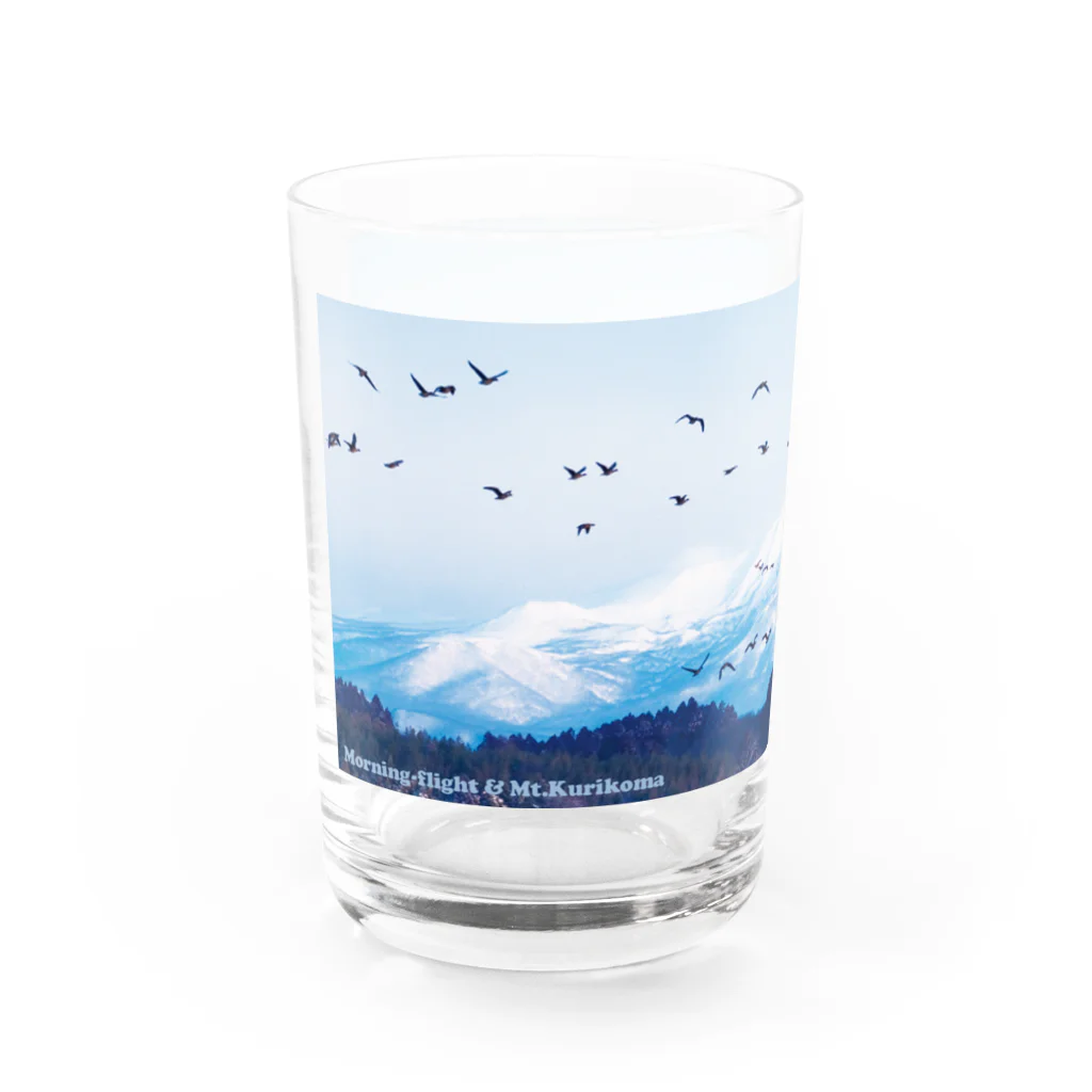 雁花工房（寄付アイテム販売中です）の栗駒山とマガン Water Glass :left